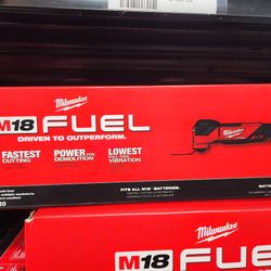 Milwaukee M18 FUEL Oscillating Multi-Tool 