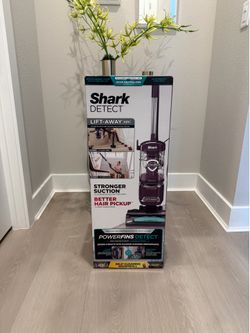 Shark Detect lift away Vacuum
