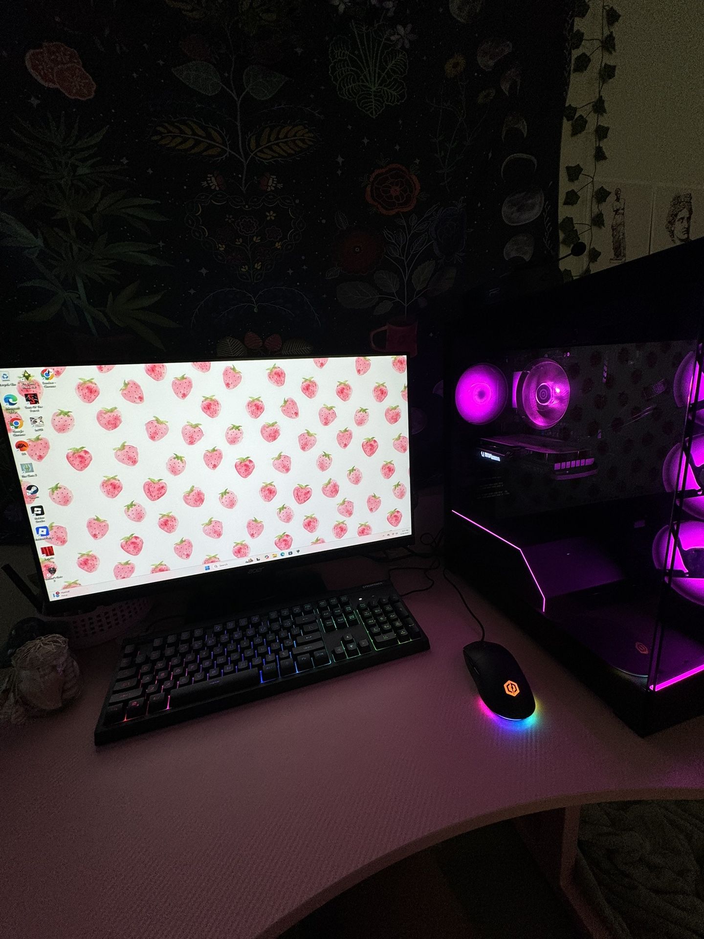 Gaming Pc And Monitor