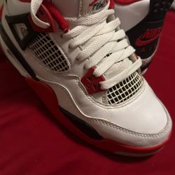 Jordan Fire Red 4 