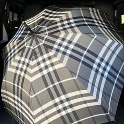 BURBERRY UMBRELLA 