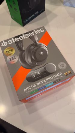 SteelSeries Arctis Nova Pro Omni Wireless Gaming Headset - Black