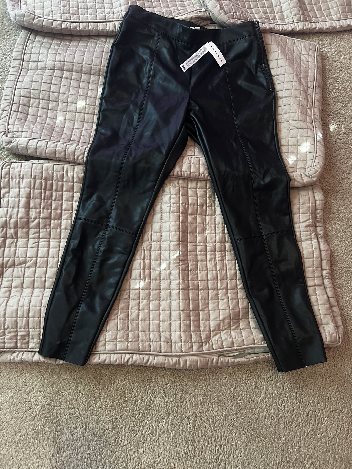 Women’s Faux Leather Leggings Size 10