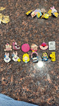 Disney Pins Alice & Wonderland Collection