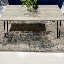 Chic Coffee Table 