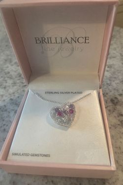 MOM Necklace