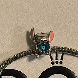 Bracelet With Stitch Charm 