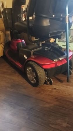 Carro eléctrico buenas condiciones