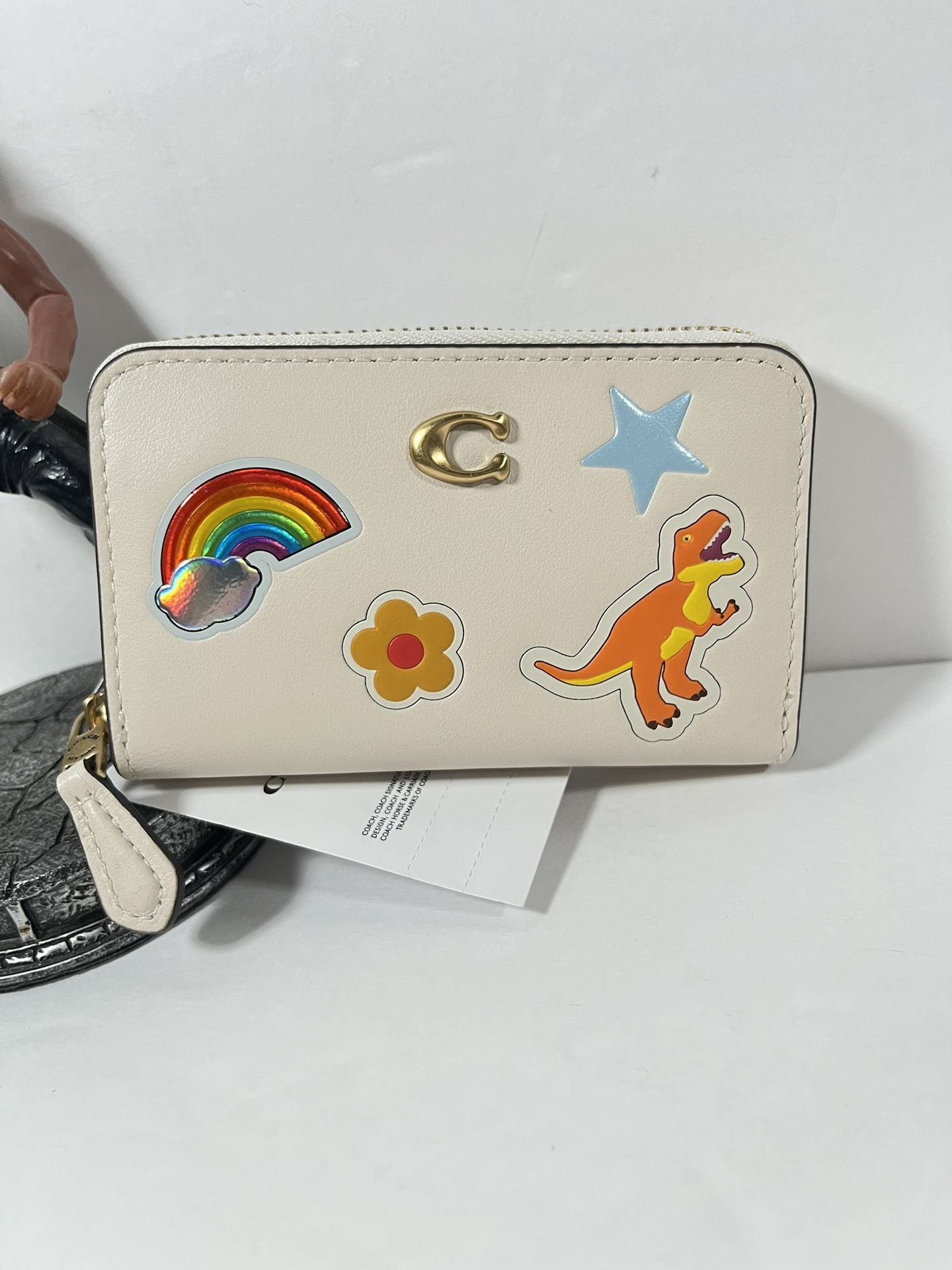 Coach Essential Small Zip Around Card Case with Sticker Print Calf Leather NWT