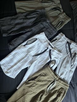 Men's Jogger Shorts Bundle Size Small USED