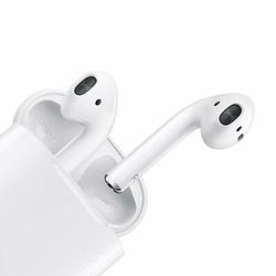 Wireless Bluetooth AirPod 2nd generation with MagSafe charging case