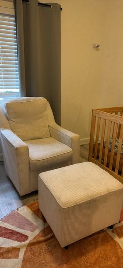 Rocking chair and ottoman
