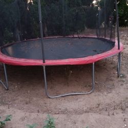 Large Trampoline With All Its Sides And Pulls With The Net With Everything Intact No Rips No Tours