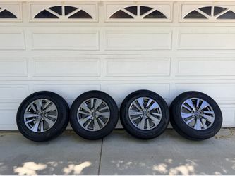 Nissan Pathfinder OEM Alloy Wheels with Tires - Set of 4