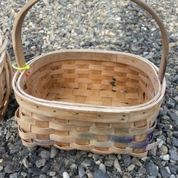 2 Baskets 