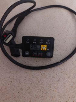 Pedal Commander Throttle Response Controller