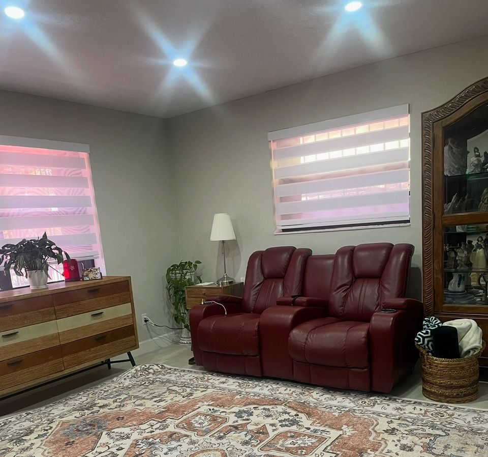 Love Seat Recliners. 