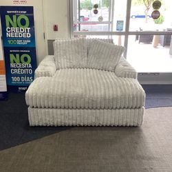 Oversized Chaise 