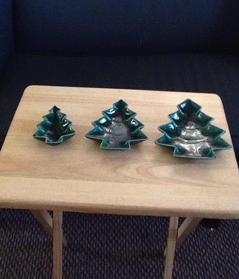 Decorative Christmas Tree Tray set of 3