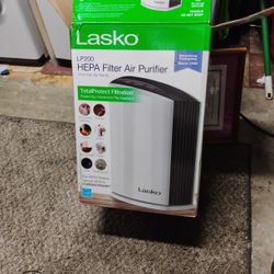 Lasko Lp200 HEPA AIR PURIFIER