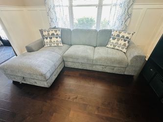 BRAND NEW Rooms To Go Marcola Sleeper Sectional + Storage
