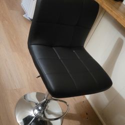 2 Bar Chairs