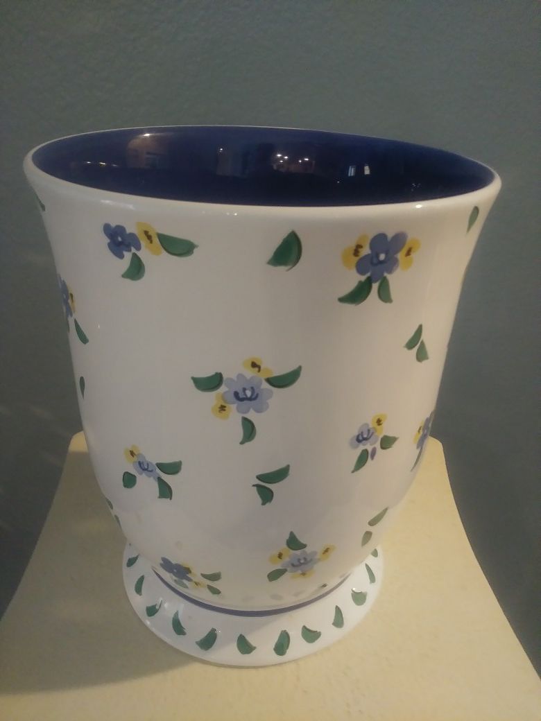 Large LAURA ASHLEY Ceramic Vase Pot