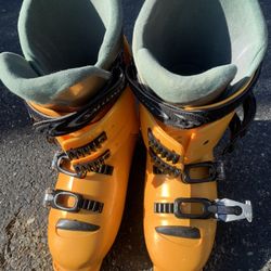 SKI BOOTS SALOMON
