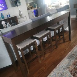 Accent Table With  3 Bar Stools