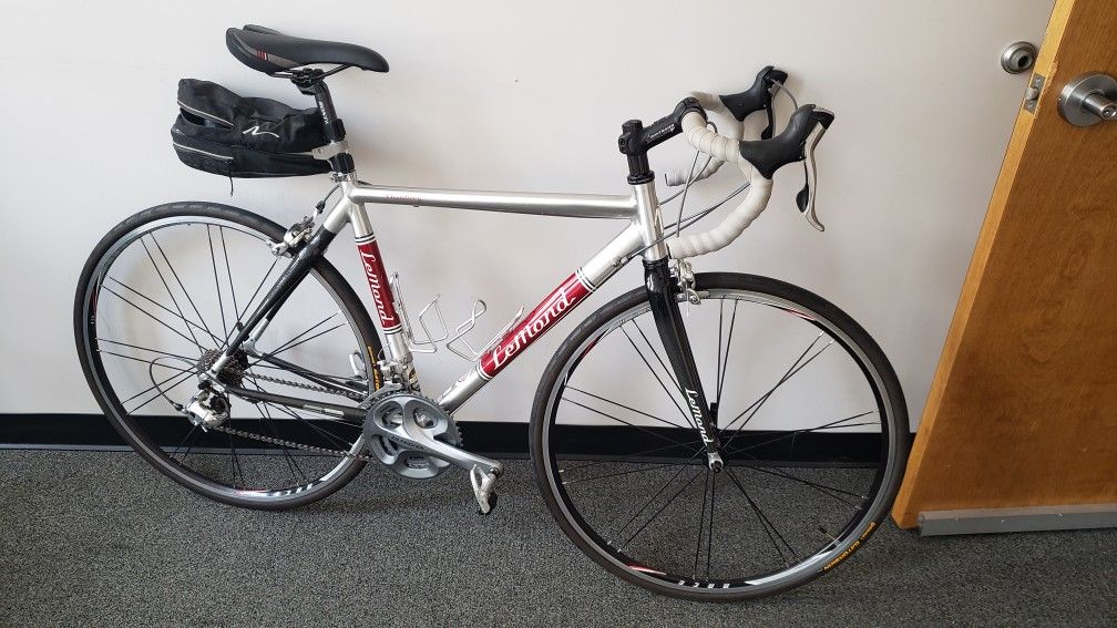 Lemond Chambery Road Bicycle Aluminum And Carbon