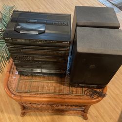 Yorx Stereo With Speakers