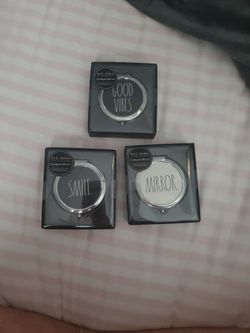 Rae Dunn Compact Mirror 1x and 10x