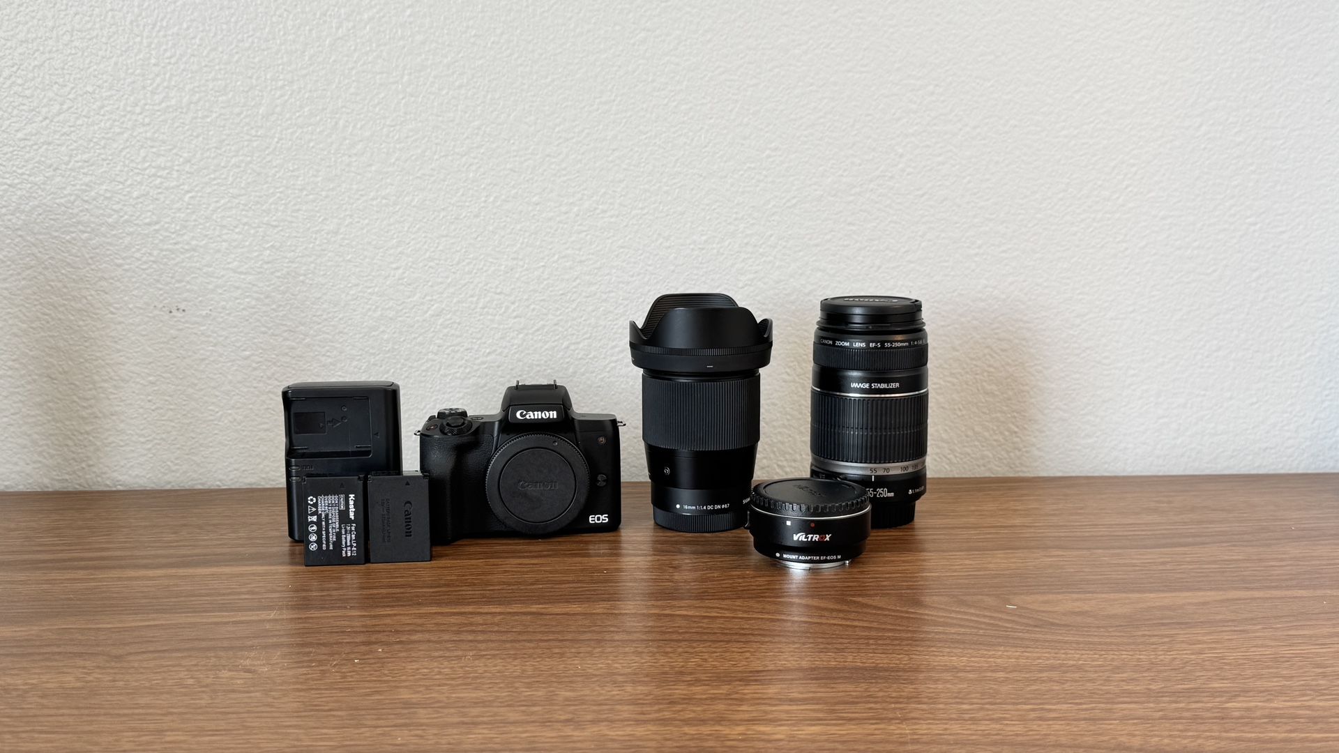 Canon M50 Mark 2 Mirrorless Camera Bundle
