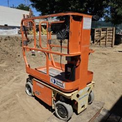 VERTICAL LIFT 12' ELEC