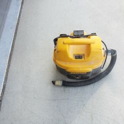 Dewalt dc500 18v/ corded  shop vacuum