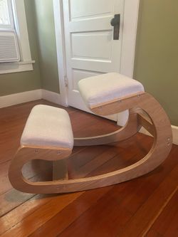Ergonomic Kneeling Chair