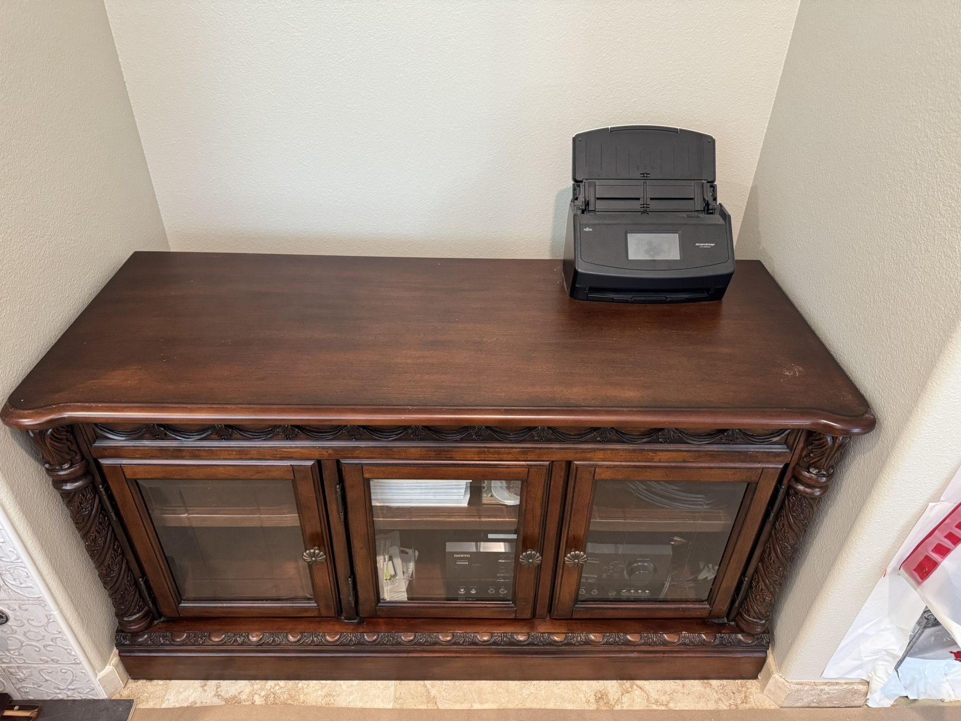 TV Stand Console Beautiful Wood Espresso Walnut  Glass Doors 