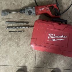 Milwaukee Drill / Hammer Drill Tool