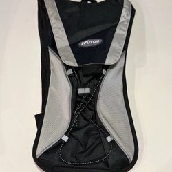 KUYOU Hydration Pack – Lightweight Insulated Backpack for Running, Hiking, Cycling  