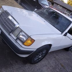 1991 Mercedes-Benz 300