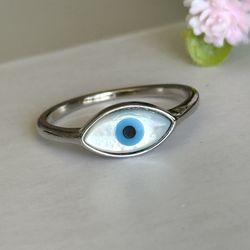 Mother of Pearl Eye 💍 925 Sterling Silver Ring Size 7