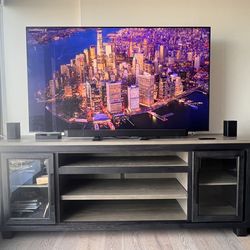 Modern Tv stand (ideal for large tv’s)