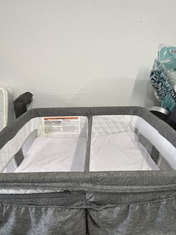 Twin bassinet gently used