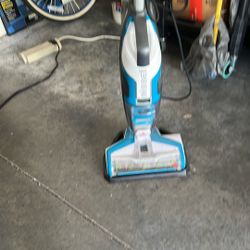 Bissell All Floor Cleaner W/extra New Brushes 