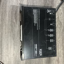 Monster Power HTS 3500 MKII - Home Theatre Reference Power Center