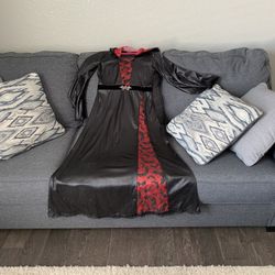 XL Vampire Womens Halloween Costume 