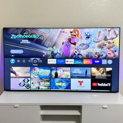 Like New Insignia Smart TV 4k UHD 70” 