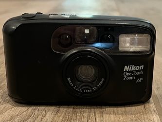 Vintage Nikon One Touch Zoom AF camera with a 38-70mm autofocus zoom lens 35mm Film Camera – Tested & Working
