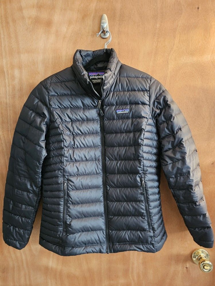 New Patagonia Down Puffer Jacket Size Medium