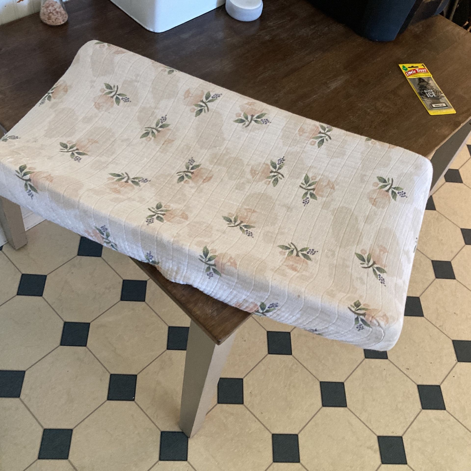 Changing Table Pad & Cover
